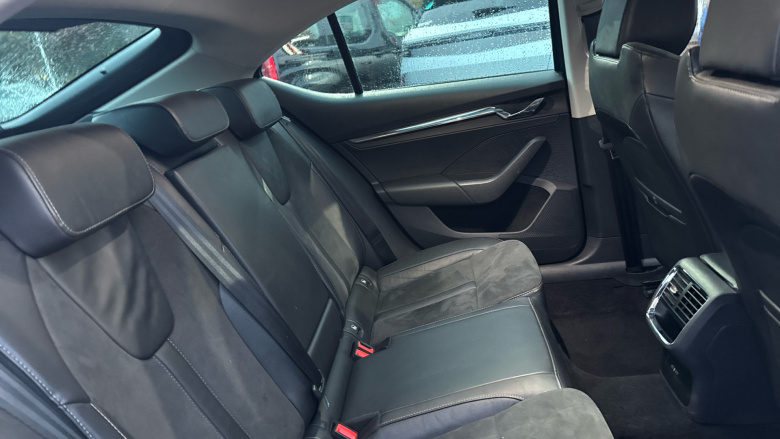 Skoda Octavia 1.4 TSI iV SE L DSG 5dr Hatchback